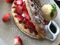 -ROAST coffee & eatery