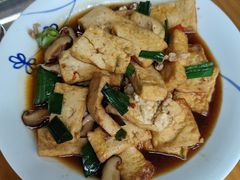 -芦茨金富饭庄·25年老字号·专做稻草鸡