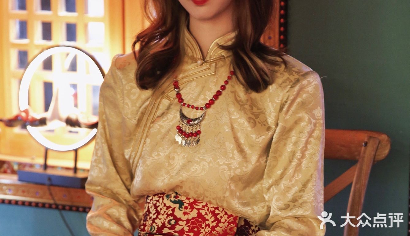 卓卓藏宴｜完成又一项人生清单☑️藏装藏餐体验