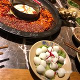 简直不摆了。鸭肠也很有嚼头q弹，也算是物有所值！