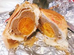 咸蛋黄鲜肉月饼-白玉兰食品(甜云店)