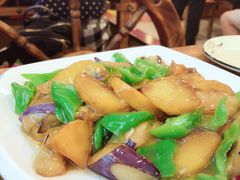 -东北人家铁锅炖(鞍山路店)