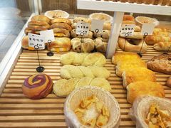 -焙丽拾光(麦凯乐直营店)