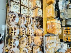 -秀云俄罗斯列巴屋(军星小区店)