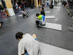 -超菲特健身工作室(晨月店)