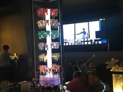 -简奥斯汀·赫本酒吧