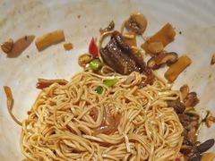 -李犟大爆鳝面·手工蟹黄包(湖滨西湖店)