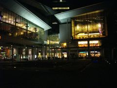 门面-东荟城名店仓