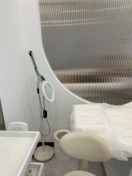 -DR·Z 科技护肤中心