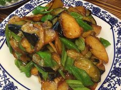 -东北人家铁锅炖(鞍山路店)
