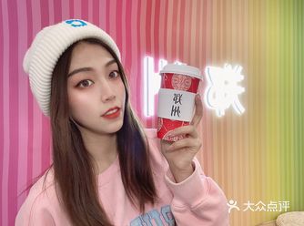 郑州探店|郑州也有网红地标文字咖啡啦