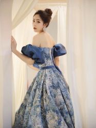 -Renee芮亦婚纱