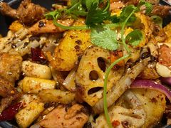 干锅牛蛙-渝蛙馆(新百店)