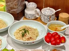 -裕兴记•蟹黄面馆(人民广场店)