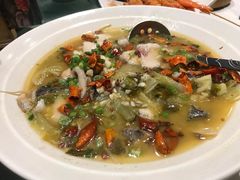 川味老坛酸菜鱼-稻香海鲜饭店(第一国际店)