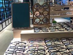 -Trend1881视光·蔡司视觉(领展广场店)