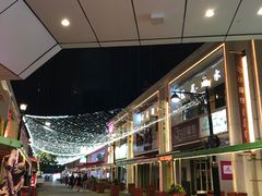 -百老汇美食街