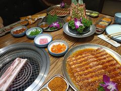 -明洞阿姨·韩式酱蟹烤肉·创意料理(三元桥店)