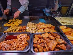 -正宁路小吃夜市