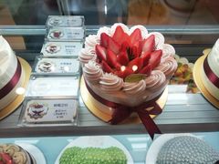 -花花卷卷·鲜食蛋糕(静安久光百货店)