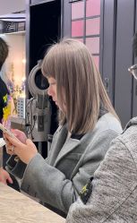 -AKOZO Beauty Salon