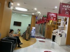 -雅悦齿科(顾村公园店)