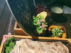 -湊湊火锅·茶憩(新中关购物中心店)