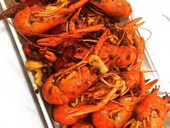 麻辣小龙虾-华龍食府麻辣小龙虾(明洞店)