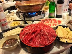 -鲜入围煮花胶鸡海鲜火锅