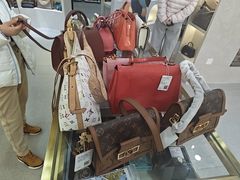 -六六奢品·vintage中古·回收二手奢侈品包包手表首饰(环球港店)