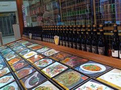 -宝燕海货工场(长江国际店)