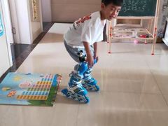 -米高蓝斯克国际轮滑中心(中铁建店)