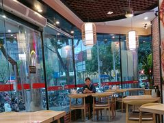 -裕记烧腊连锁餐饮(国商分店)