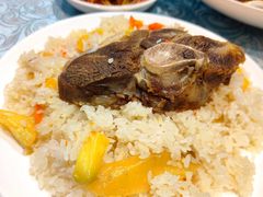 豪情手抓饭-巴扎美食·新疆菜·西域歌舞表演餐厅(新疆大厦店)
