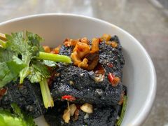-黑色经典臭豆腐·湖南特产(步行街店)