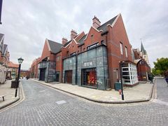 -钟书阁(松江泰晤士小镇店)