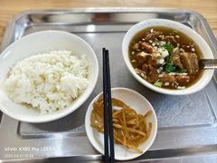 -万盛园炖肉馆(云峰店)