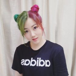 -Miracle集简美发沙龙