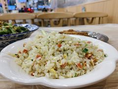 -江城燕子大排档(江汉路步行街店)