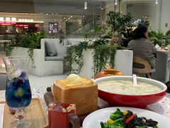 -大树餐厅(朝阳大悦城店)