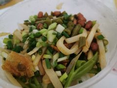 -忆螺巷螺蛳粉(步行街小巷店)