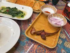 -乡村馕坑肉·烧烤·新疆菜·本地人更爱吃(阿勒泰首店)