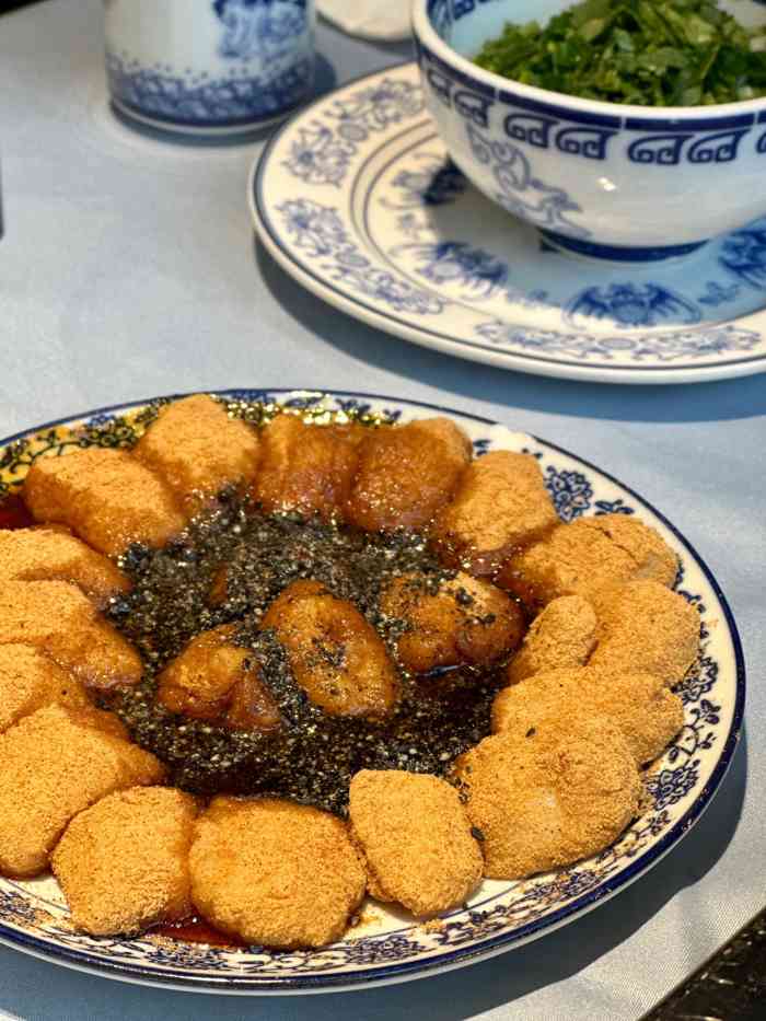 龙森园火锅(琴台路店)-"老店老味道 佐料碟里有放花椒油 所以吃起.