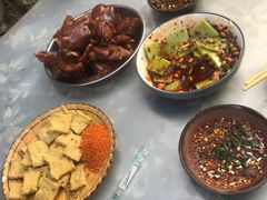 -王万妈卤猪脚(青岩交通路)