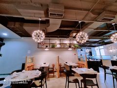 大堂-黄弟大排档·湖南菜·小龙虾·小海鲜(凯旋北路店)