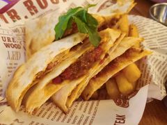 墨西哥辣牛肉芝士煎饼-MR.ROCKY洛奇先生RESTAURANT&BAR(宝安壹方城店)