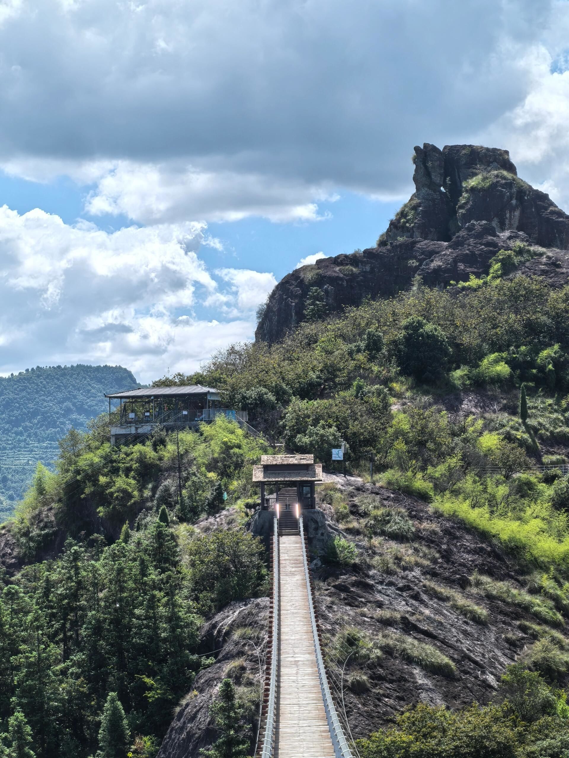 在双童山疯狂吸氧