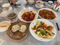 -汗腾格里·风味餐厅(新疆驻京办店)
