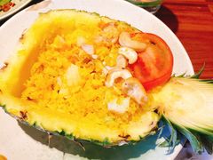 菠萝海鲜炒饭-mango tree芒果树泰国餐厅(青岛万象城店)