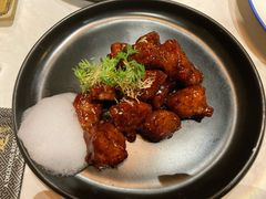 红酒泡沫牛仔粒-荟廷·晶萃(陆家嘴尚悦湾店)